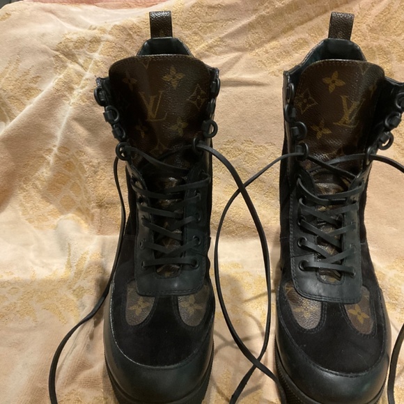 Louis Vuitton Laureate platform work, motto boots - Picture 2 of 6